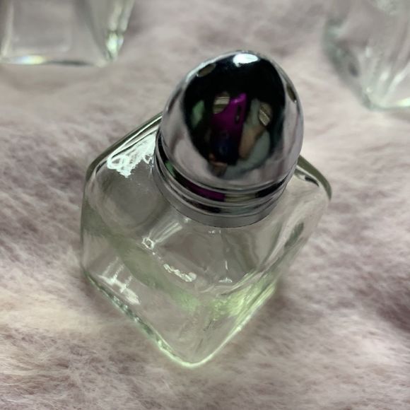 6 Salt/Pepper Mini Dispensers​ - Picture 6 of 6